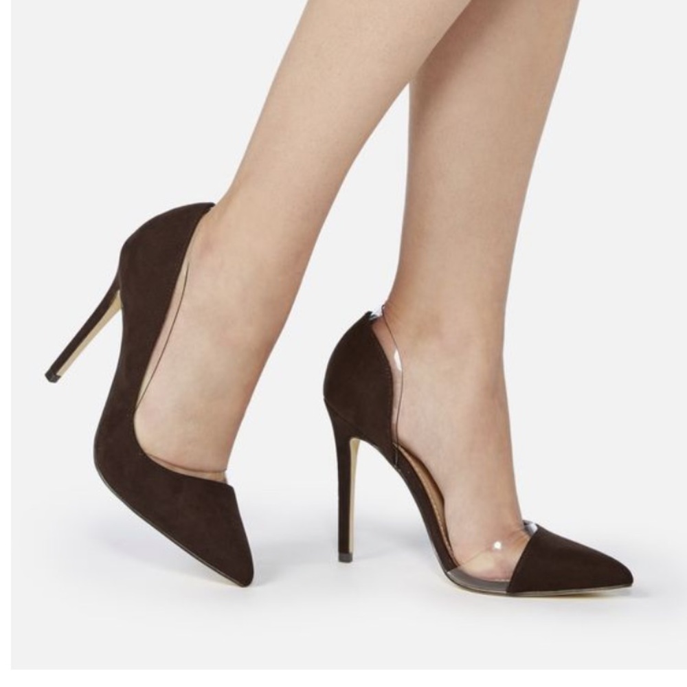 Brown pumps ( tried on)